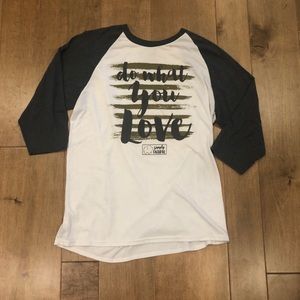Simply Faithful “do what you love” t-shirt. Size L